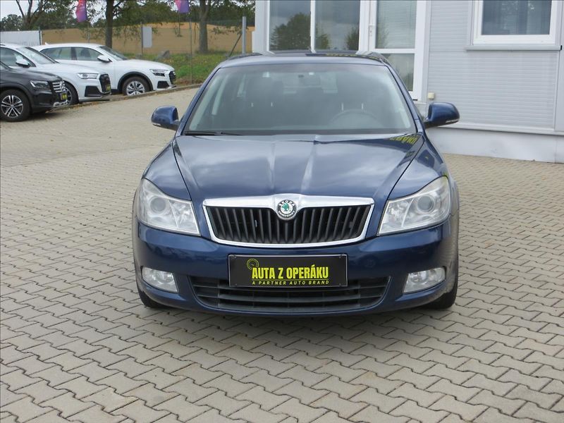 Škoda Octavia 1,9 TDI 77kW Columbus ČR - fotka 2 z 19
