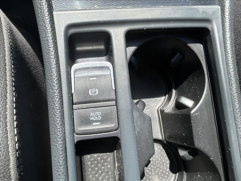 Volkswagen Golf 2,0 GTD Xen,Nav,Kůže,ACC,Kamer - fotka 12 z 38