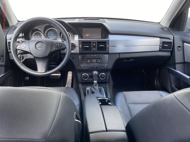 Mercedes-Benz GLK (2009) 3.0 CDi 4Matic, ČR, AT - fotka 8 z 20