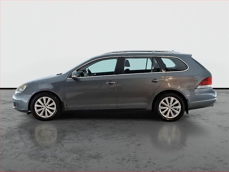 Volkswagen Golf (2010) 1.6 TDI, po STK, Tažné - fotka 3 z 16