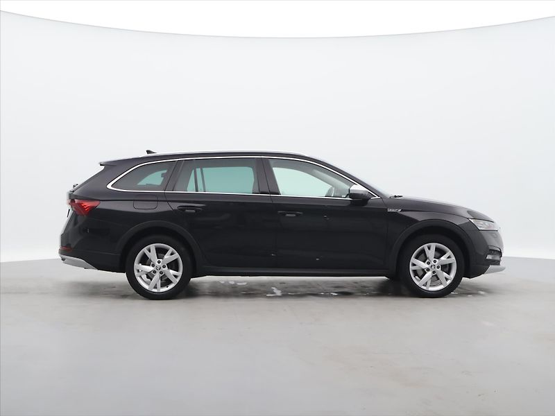 Škoda Octavia 2,0 TDI 147kW DSG 4x4 Scout DP - fotka 8 z 25