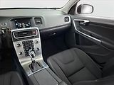 Volvo V60 (2017) D3 2.0, Automat, Xenony - náhled 8