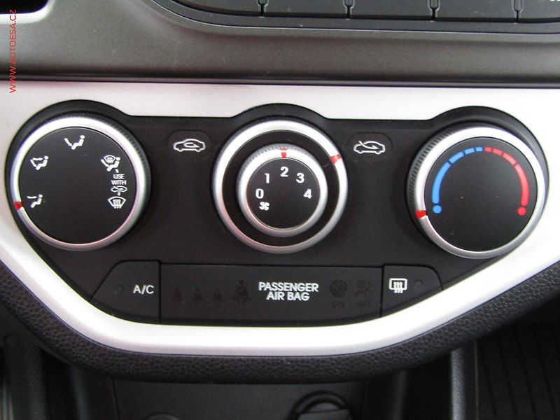 Kia Picanto (2014) 1.0i, ČR, AC, zmk. řazení - fotka 13 z 15