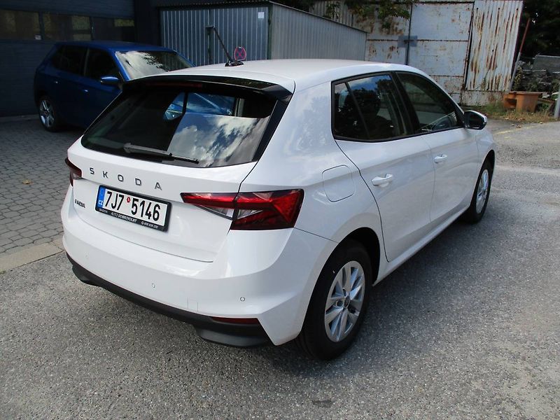 Škoda Fabia Selection 1,0TSI 70kW MT5/P514 - fotka 6 z 15
