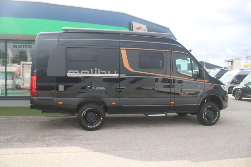 Malibu (2026) Genius 641 LE 4X4 - fotka 3 z 19