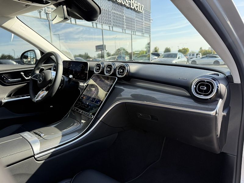 Mercedes-Benz Třídy C (2025) 220 d 4MATIC kombi - fotka 33 z 40