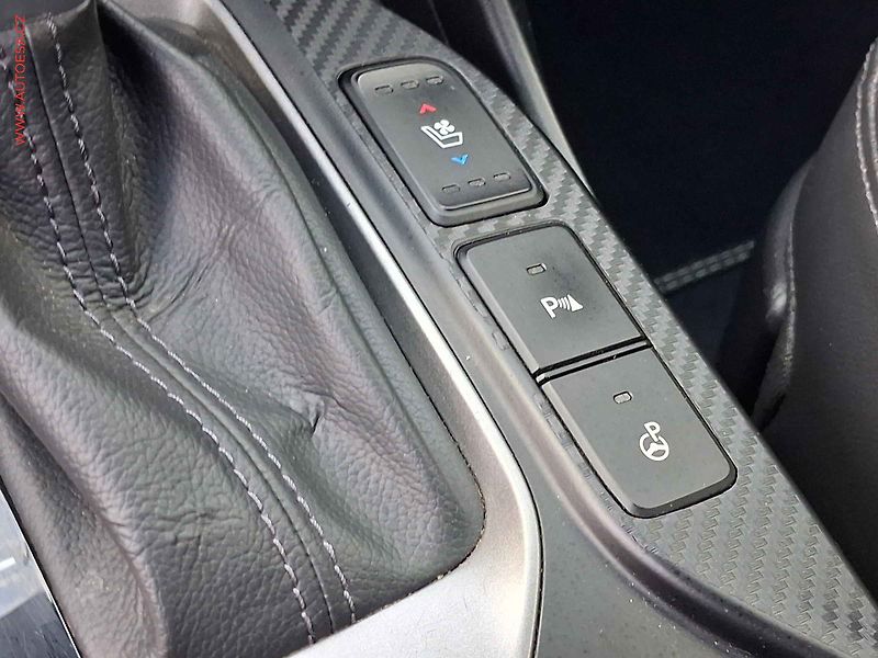 Hyundai Santa Fe (2015) 2.2 CRDi 4x4, Premium, AT - fotka 18 z 23