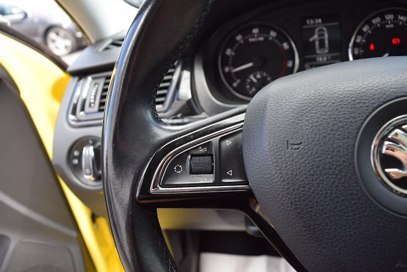 Škoda Rapid (2014) 1.2TSI 63kw AMBITION PANO OPS - fotka 28 z 50