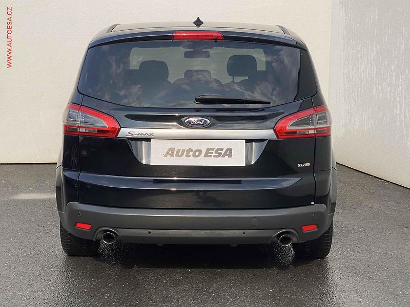 Ford S-MAX (2010) 2.2 TDCi, Titanium - fotka 5 z 20