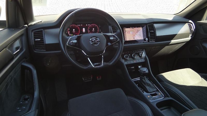 Škoda Kodiaq 2,0 TDI DSG 4x4 Sportline - fotka 5 z 27