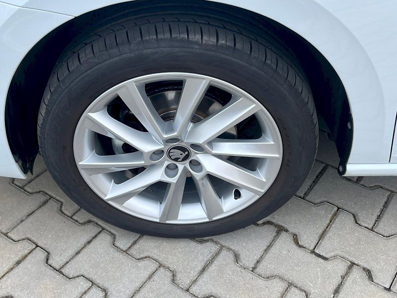 Škoda Scala (2025) Top Selection 1.0 TSI 85 kW 7° - fotka 11 z 32