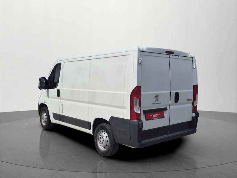 Peugeot Boxer 2,2 HDi 81 Kw L1H1 klima - fotka 5 z 21
