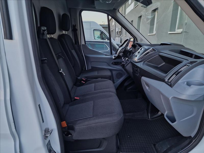 Ford Transit 2.0TDCi 77kW 350 TREND L2 - fotka 14 z 44
