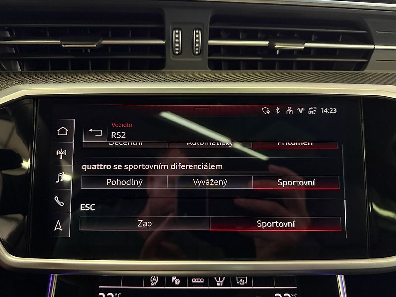Audi RS 6 PERFORMANCE FULL, KARBON, BLAC - fotka 20 z 38
