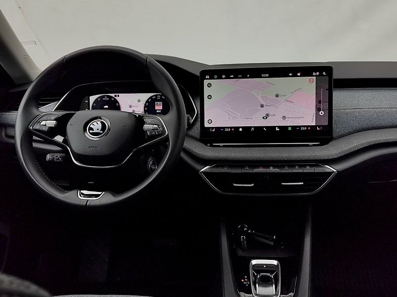 Škoda Octavia (2024) Top Selection 1,5 Tsi 110 Kw D - fotka 6 z 39