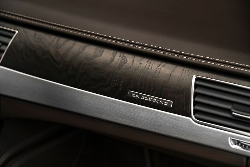 Audi A8 4,2 TDI quattro, Design - fotka 24 z 27
