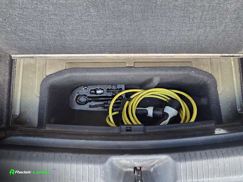 Volkswagen ID.5 (2022) Pro Performance 77 kWh - fotka 13 z 15
