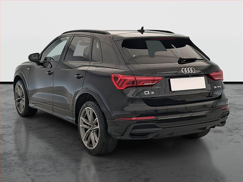 Audi Q3 (2024) S line 35 TFSI - fotka 4 z 19