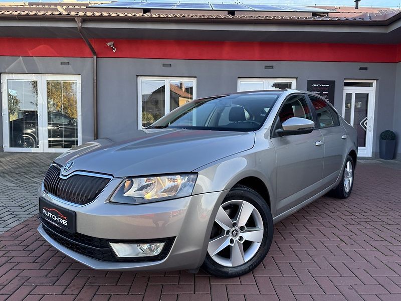 Škoda Octavia (2013) 2.0TDi  Klima Tempomat BT - fotka 4 z 45