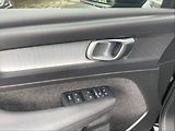 Volvo XC40 2,0 B4 Core AT - náhled 11
