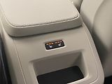 Volvo V90 CC B4 AWD MOMENTUM AUT - náhled 32