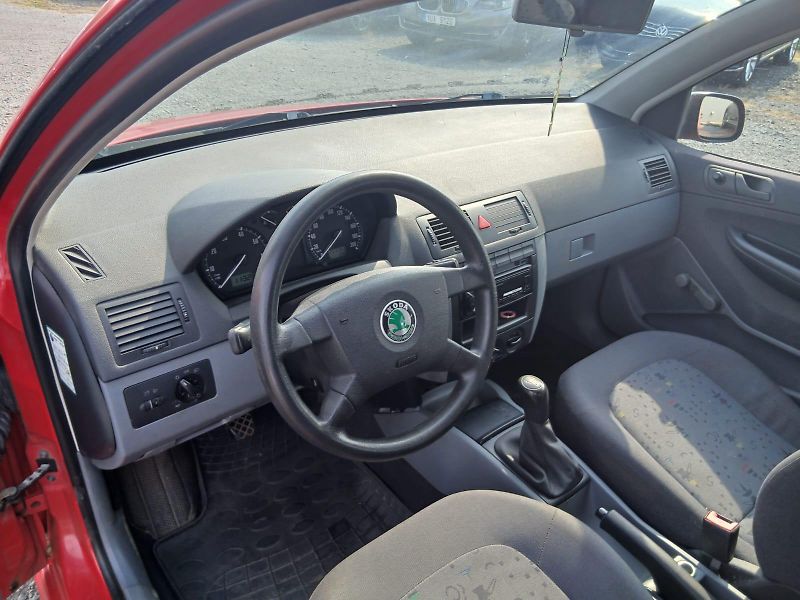 Škoda Fabia 1.4MPI, benzin,  ALU kola - fotka 17 z 27