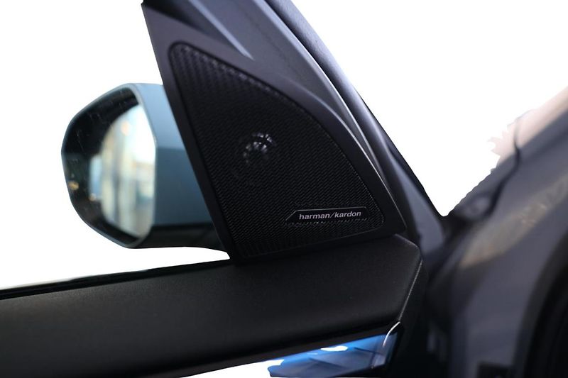 BMW X3 20 xDrive - fotka 26 z 27