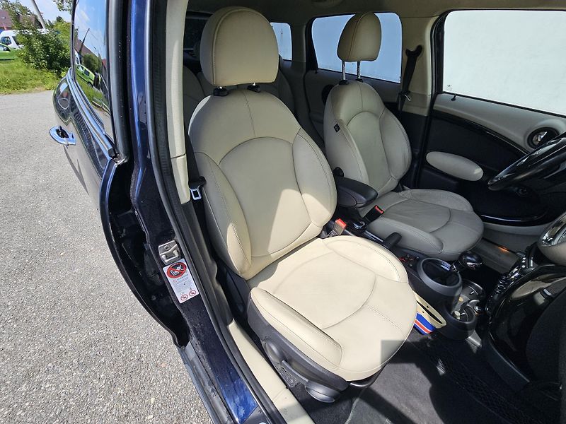 Mini Countryman (2011) S, 1.6i 135kw 4x4 automat - fotka 11 z 14