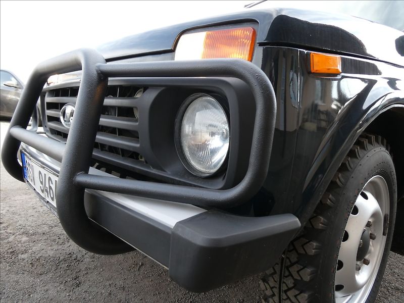 Lada Niva 1,7 i 4x4 61kW LPG, DPH, ČR - fotka 4 z 37
