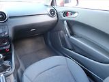 Audi A1 (2010) 1.2 TFSI, jezdí výborně - náhled 8