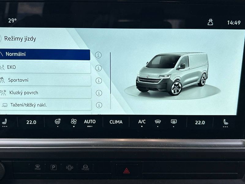 Volkswagen Caravelle (2025) 2.0 TDI 8AUT 4MOTION Style DR - fotka 32 z 34