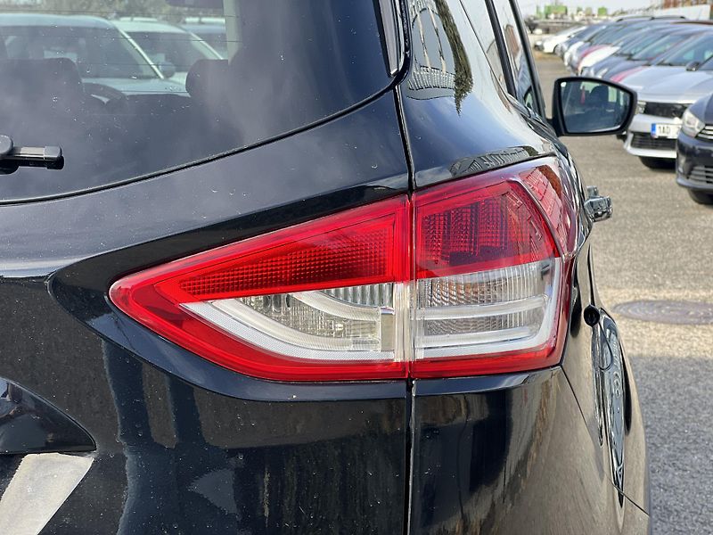 Ford Kuga 2.0TDCi 4x4 TEMPOMAT KLIMA ALU - fotka 40 z 41