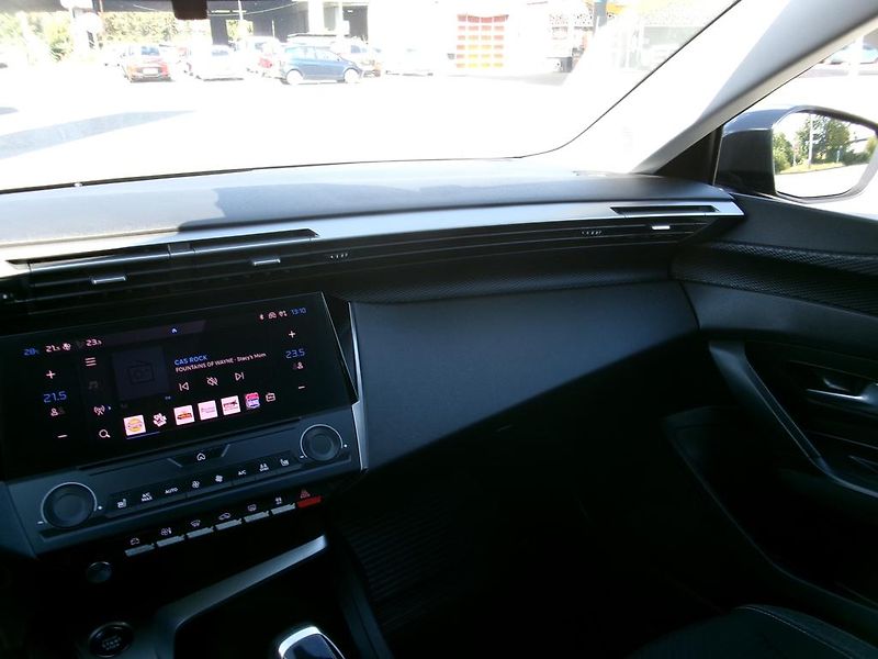 Peugeot 308 (2022) 1.2 PT KOUPENO ČR,1.MAJITEL - fotka 13 z 18