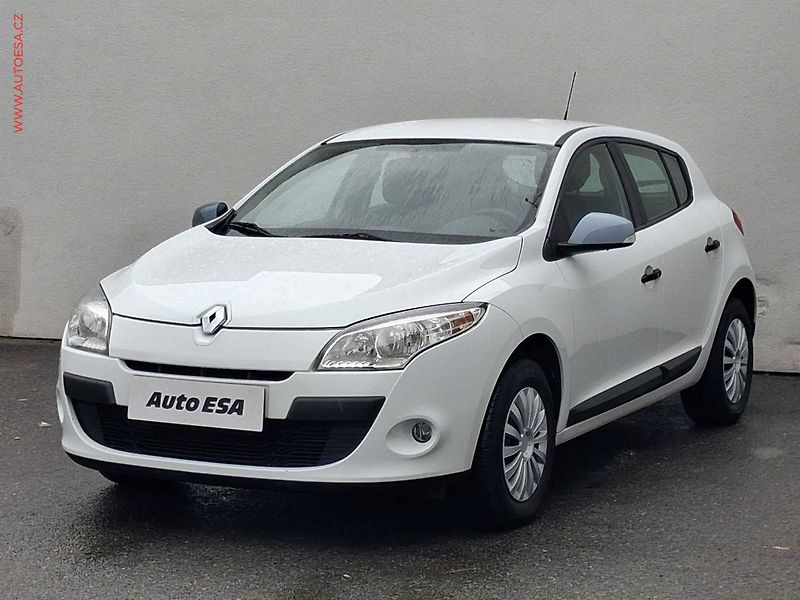 Renault Mégane (2011) 1.6i, 1.maj,ČR, AC, temp - fotka 3 z 16