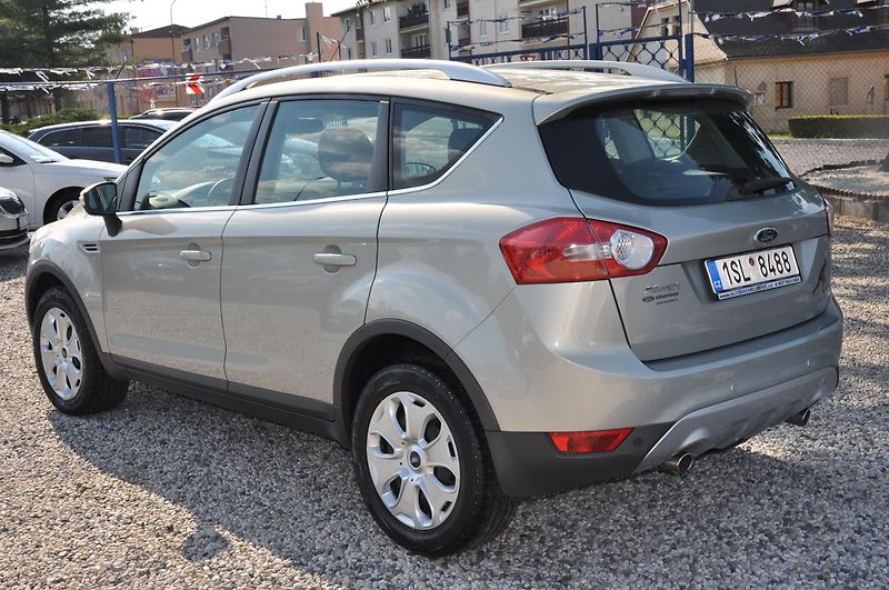Ford Kuga 2.0TDCi 103kW 4x4 Trend - fotka 4 z 14