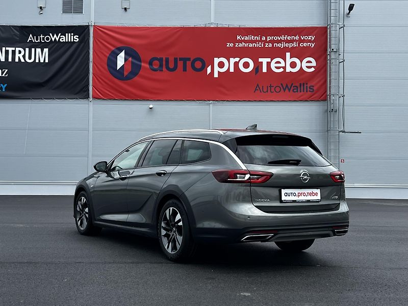 Opel Insignia 2.0CDTI 125kW Aut. Exclusive T - fotka 5 z 30