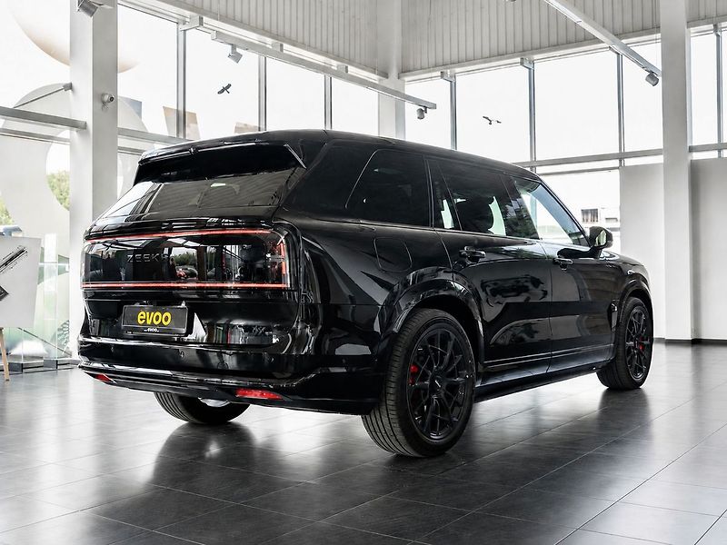 ZEEKR 9X Ultra 70kWh Hyper-SUV 4WD - fotka 4 z 28