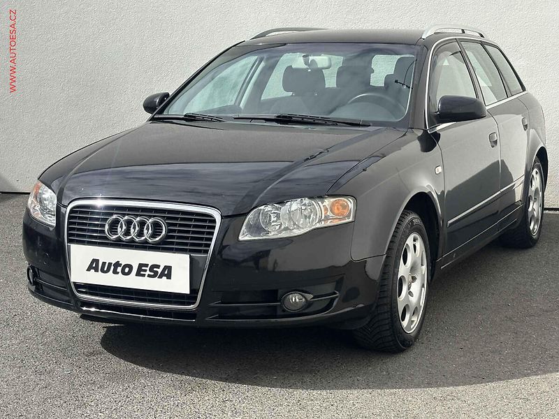 Audi A4 (2005) 2.0TDi, 2.maj, AC, tažné - fotka 3 z 14