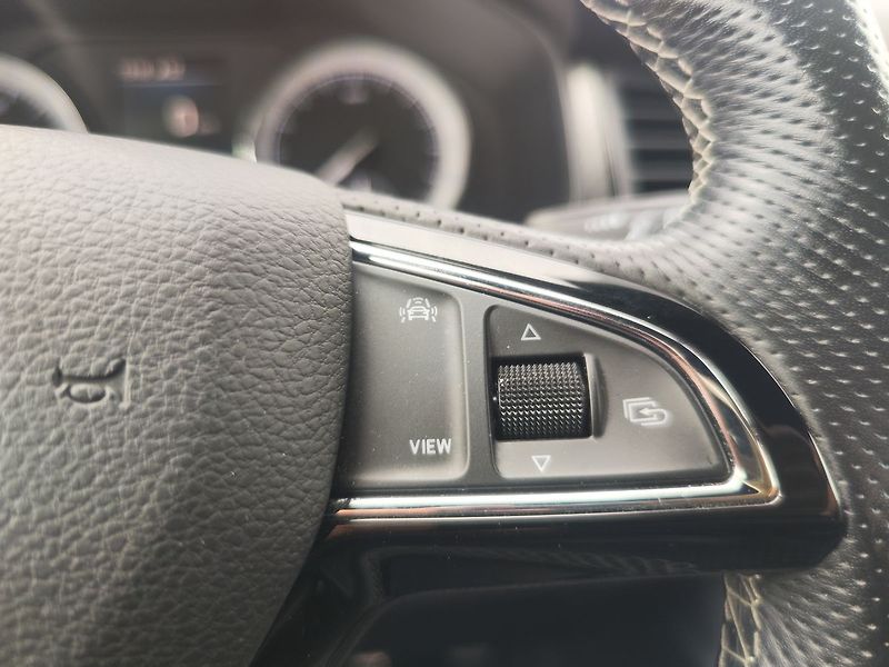 Škoda Kodiaq 2.0 TDI/110kW Sportline 4x4 - fotka 28 z 34