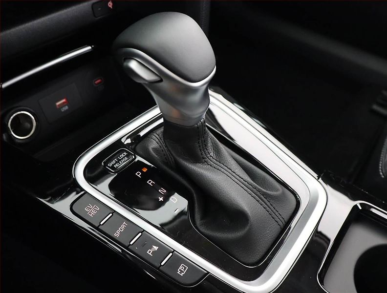 Kia XCeed (2025) Plug-in-Hybrid, DPH, Navigace - fotka 13 z 24