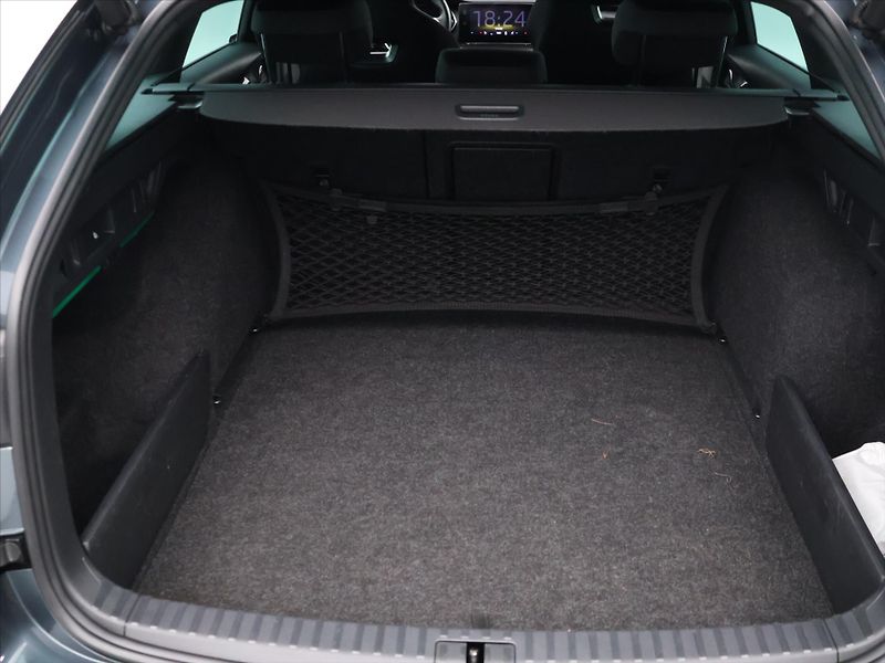 Škoda Octavia 2,0 TSI RS 180kW CZ DPH - fotka 10 z 32