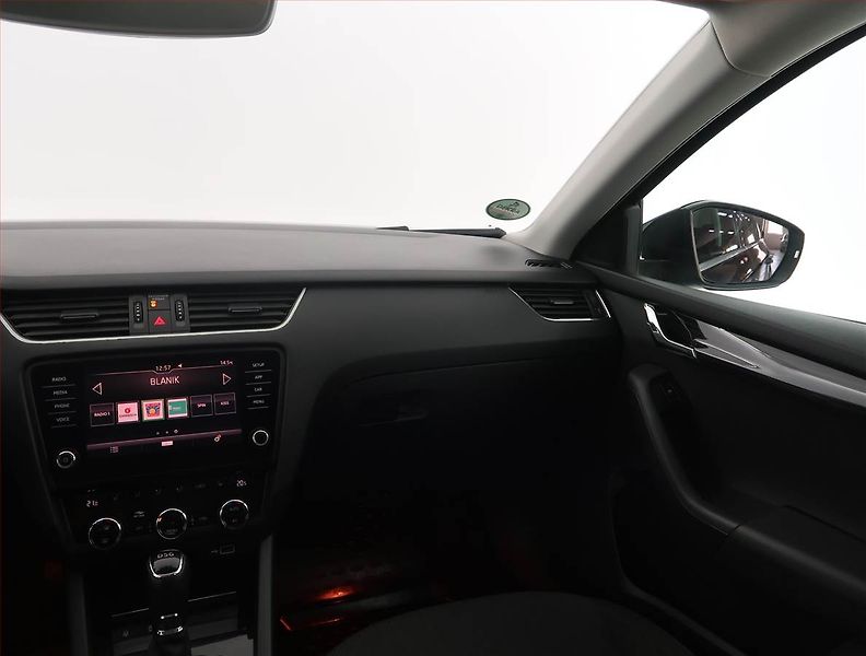 Škoda Octavia (2018) Ambition Plus 1.6 TDI, Automat - fotka 8 z 19
