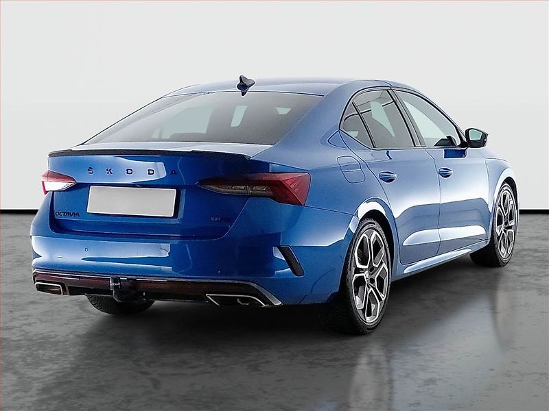 Škoda Octavia (2021) RS 2.0 TSI - fotka 5 z 24