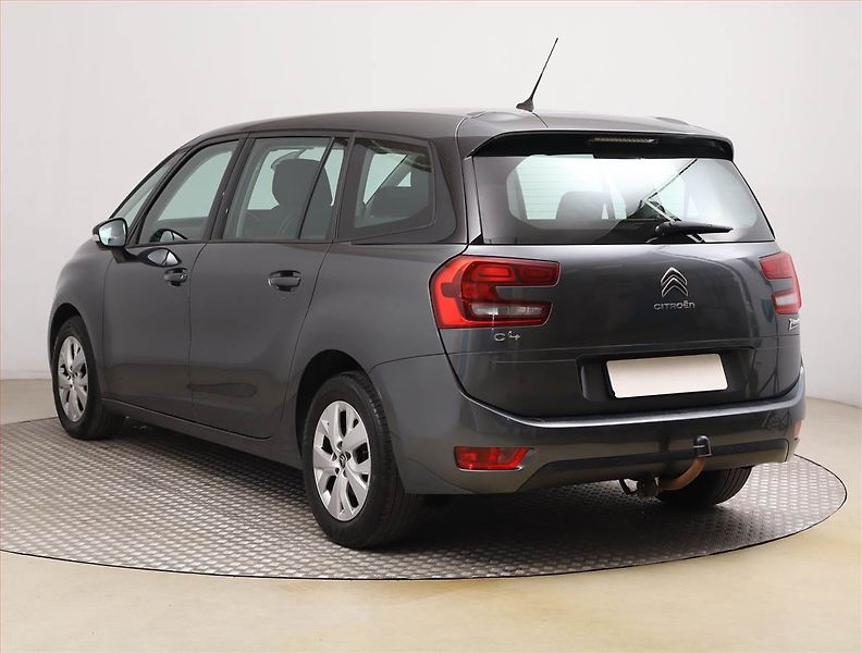 Citroën C4 Picasso (2017) 1.6 BlueHDi, 7 míst, Navi - fotka 4 z 17