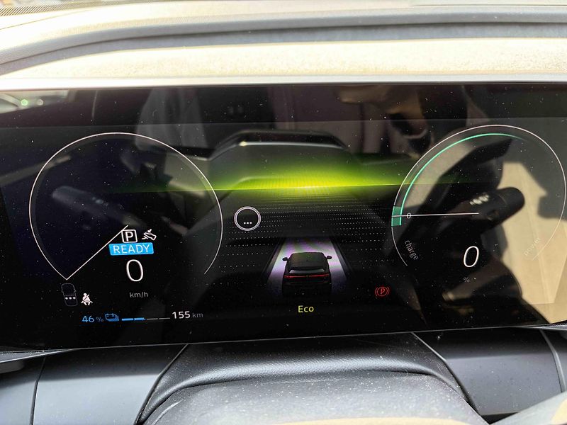 Renault Mégane (2023) E-Tech Ev60 220k Techno Optim - fotka 13 z 28