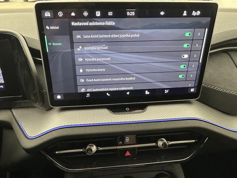 Škoda Kodiaq 2.0 TDI 4x4 SportLine - fotka 12 z 26