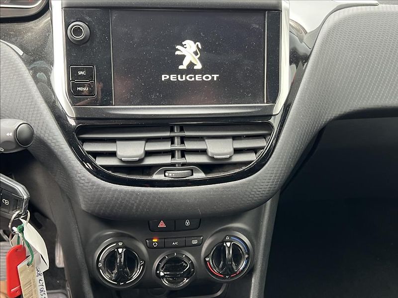 Peugeot 2008 1,2 i Allure klima ALU - fotka 8 z 8