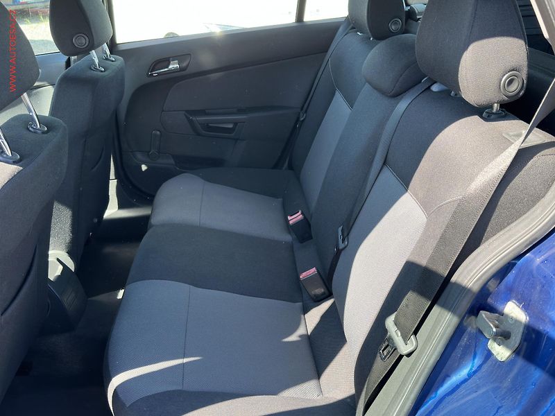 Opel Astra (2006) 1.7CDTI, AC, temp - fotka 10 z 17