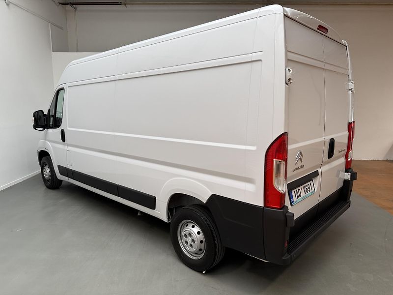 Citroën ë-Jumper 35 L3H2 2.2 BlueHDi 140 S&S - fotka 3 z 11