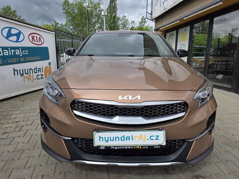 Kia XCeed 1.6-1.MAJITEL-V ZÁRUCE-DPH - fotka 3 z 15